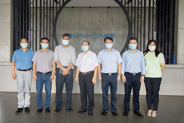 武汉市委常委、经开区工委书记刘子清同志一行莅临PP电子生物调研_PP电子 -神经药物生产基地