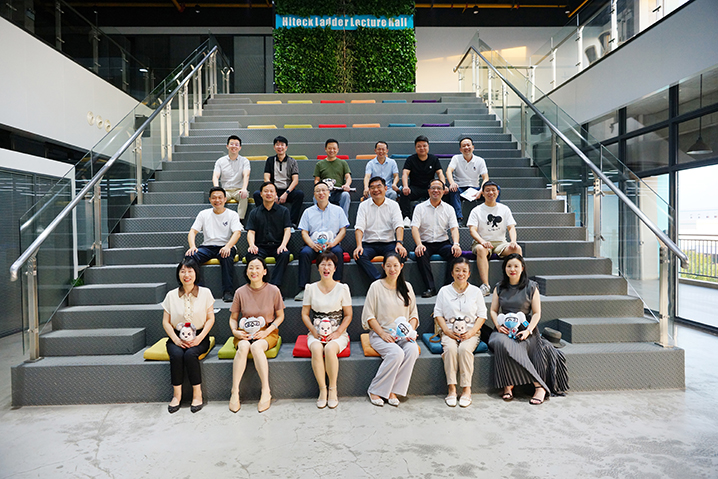 车谷政府搭台、康健企业唱戏，，，，，举行工业指导，，，，，施展集群优势_PP电子 -神经药物生产基地