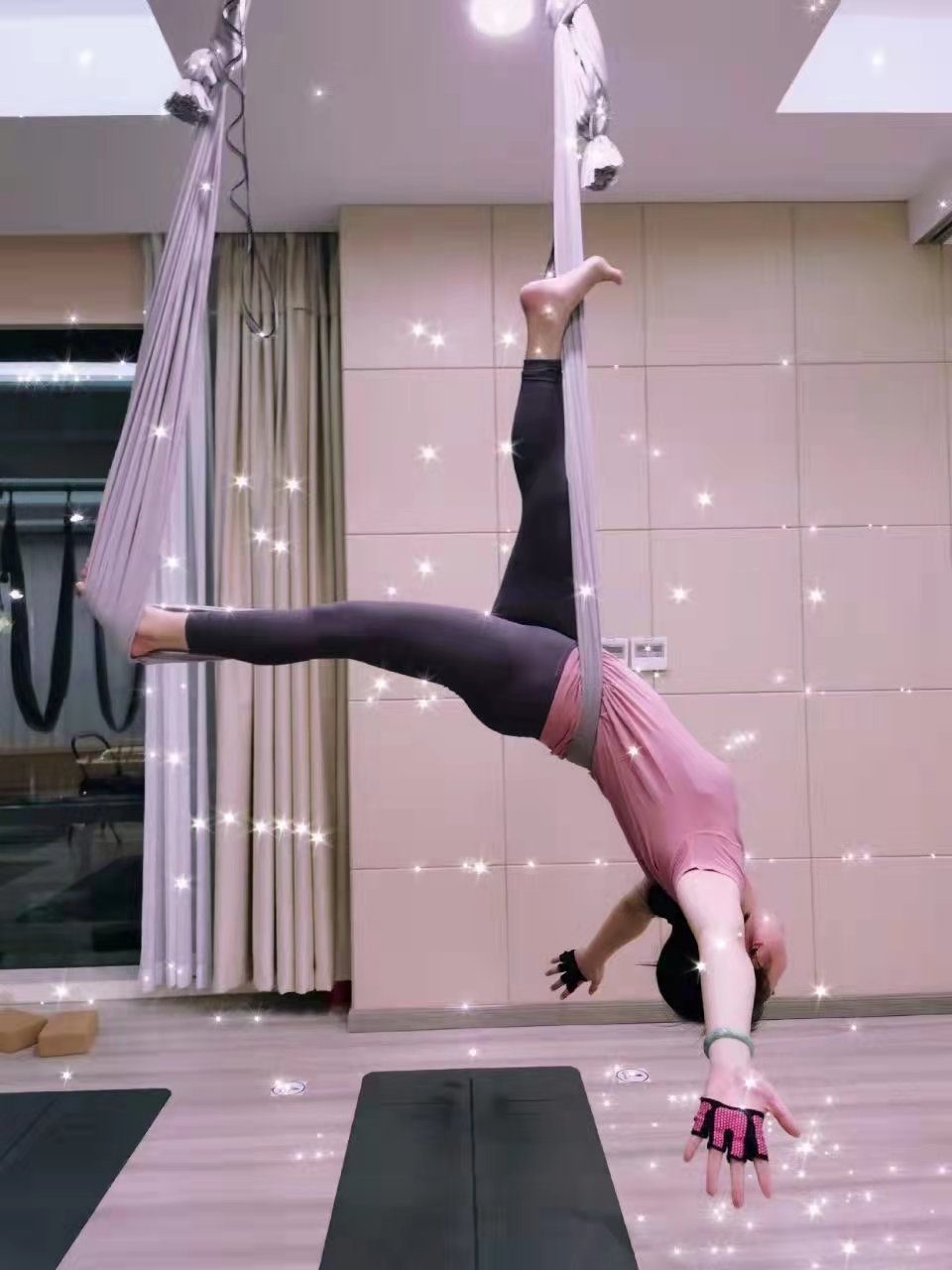 【三八女神节】愿你不惧时光，，，，，，自成光线_PP电子 -神经药物生产基地